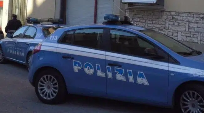 Pusher arrestato a Lido Tre Archi: colto in flagrante, aveva con sé circa 6 grammi di cocaina e numerose banconote