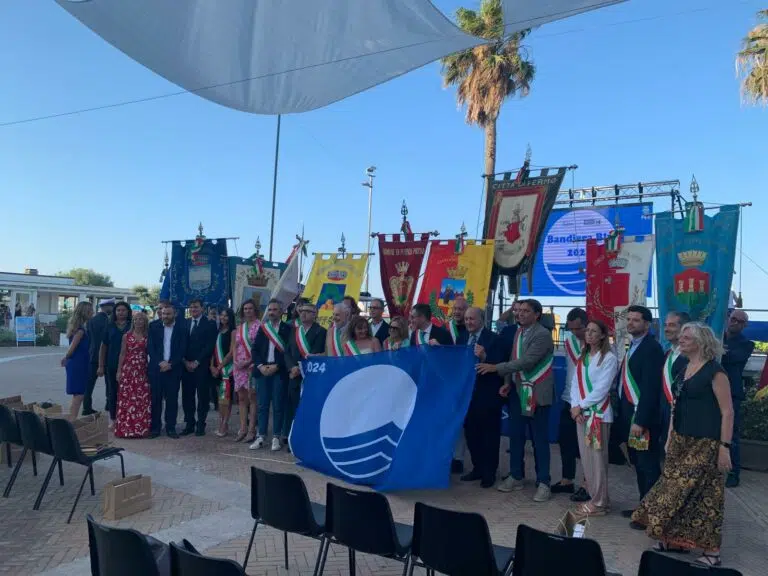 Festa per la Bandiera Blu 2024 a Porto Sant’Elpidio. Ciarpella: «Un orgoglio per noi»