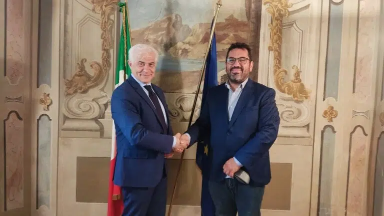 Il prefetto D’Alascio accoglie in prefettura il sindaco di Monte Urano