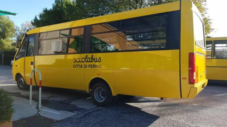 Fermo, iscrizioni per il trasporto scolastico: c’è la proroga fino al 30 settembre