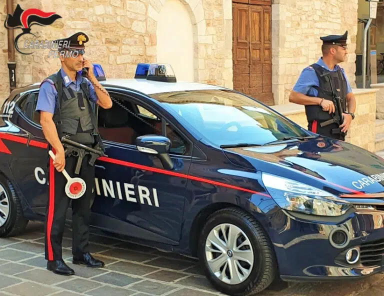 Evasione dagli arresti domiciliari, sorveglianza speciale e foglio di via violati: un arresto e due denunce