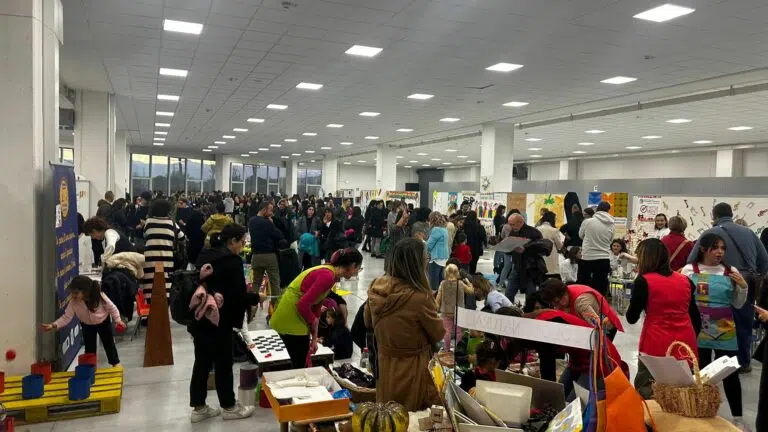 Pedagogia e sfide per il futuro, successo per l’evento “Bambini al centro. Costruzione di un’appartenenza”