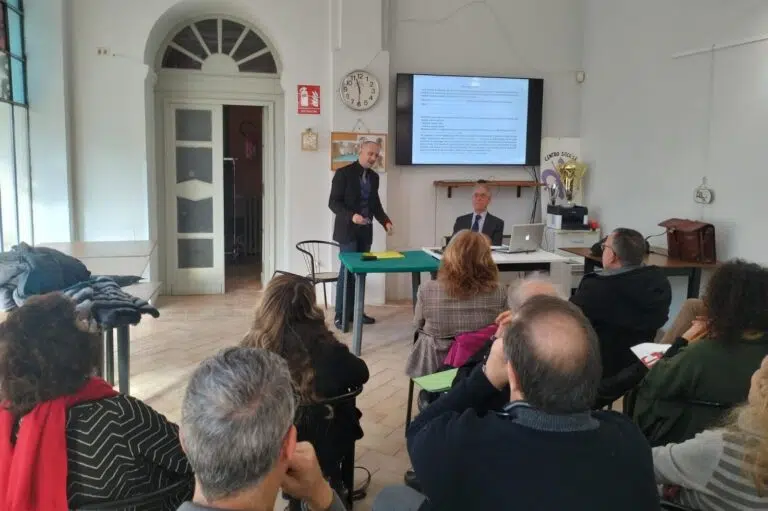 Fermo, successo per l’incontro dedicato ai sonetti al centro sociale Villa Vitali